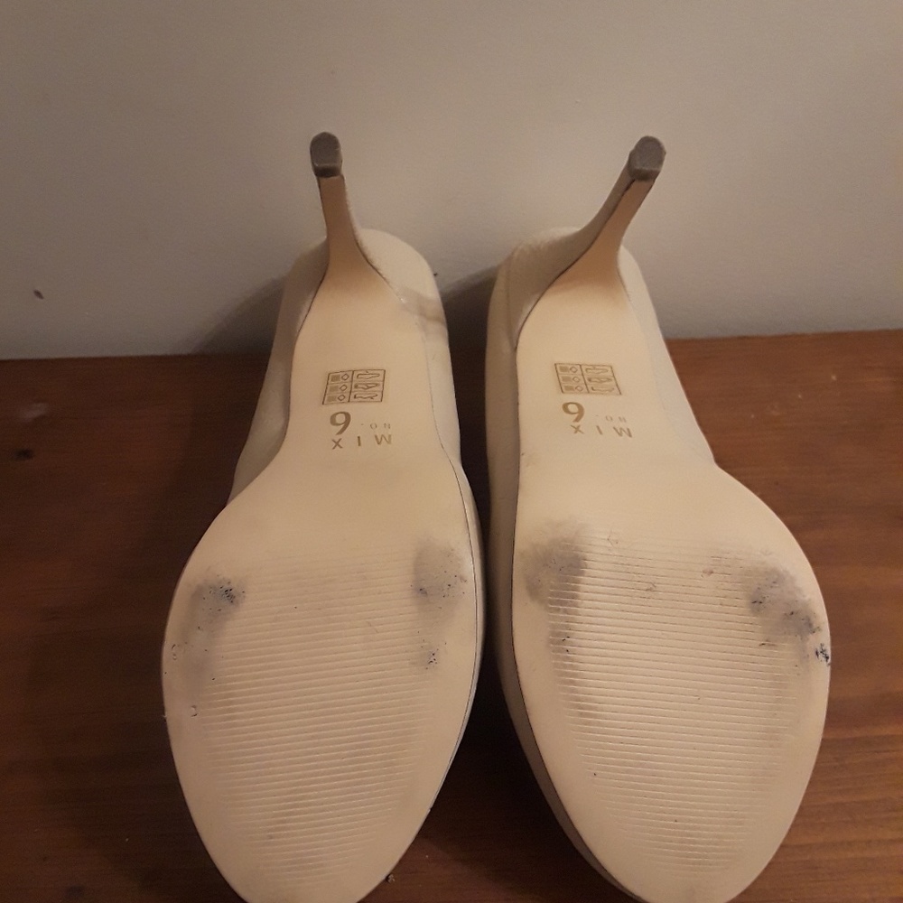 Mix 6 Women's Shoes - Picture 2 of 5